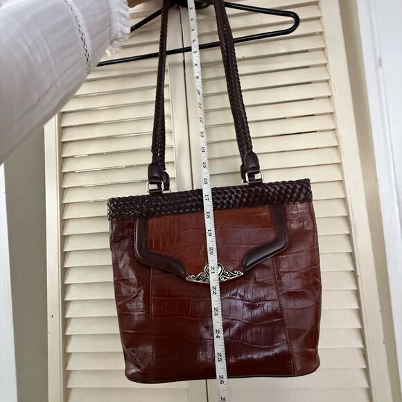 Chic Dark Brown Croc-Embossed Shoulder Bag - Picture 3 of 10